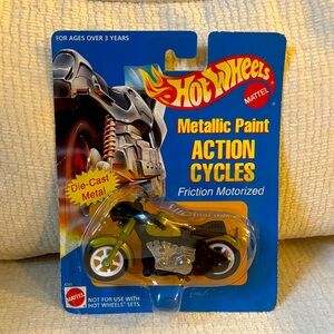 Hot Wheels Metallic Paint Action Cycles Friction Motorized